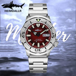 Underwater clarity of the Heimdallr HMSK01 sapphire glass with AR-coating showing the date week indicator at 3 o'clock position