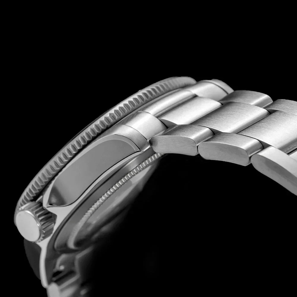 THORN Titanium Diver