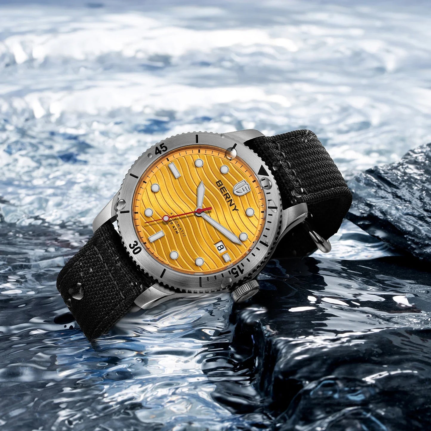 BERNY Wavy Dial Diver